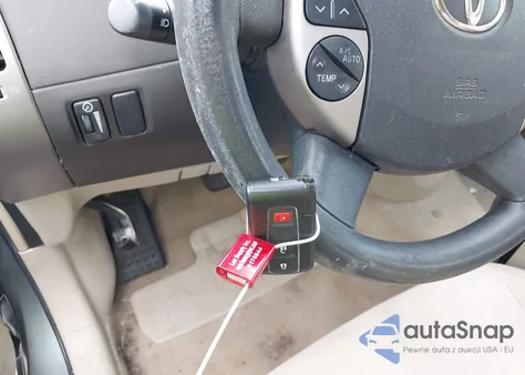 2004 Toyota Prius z USA, uszkodzony, nr VIN JTDKB22U640013890